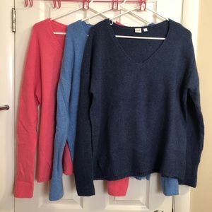 BUNDLE Gap V-Neck Slouchy Sweaters